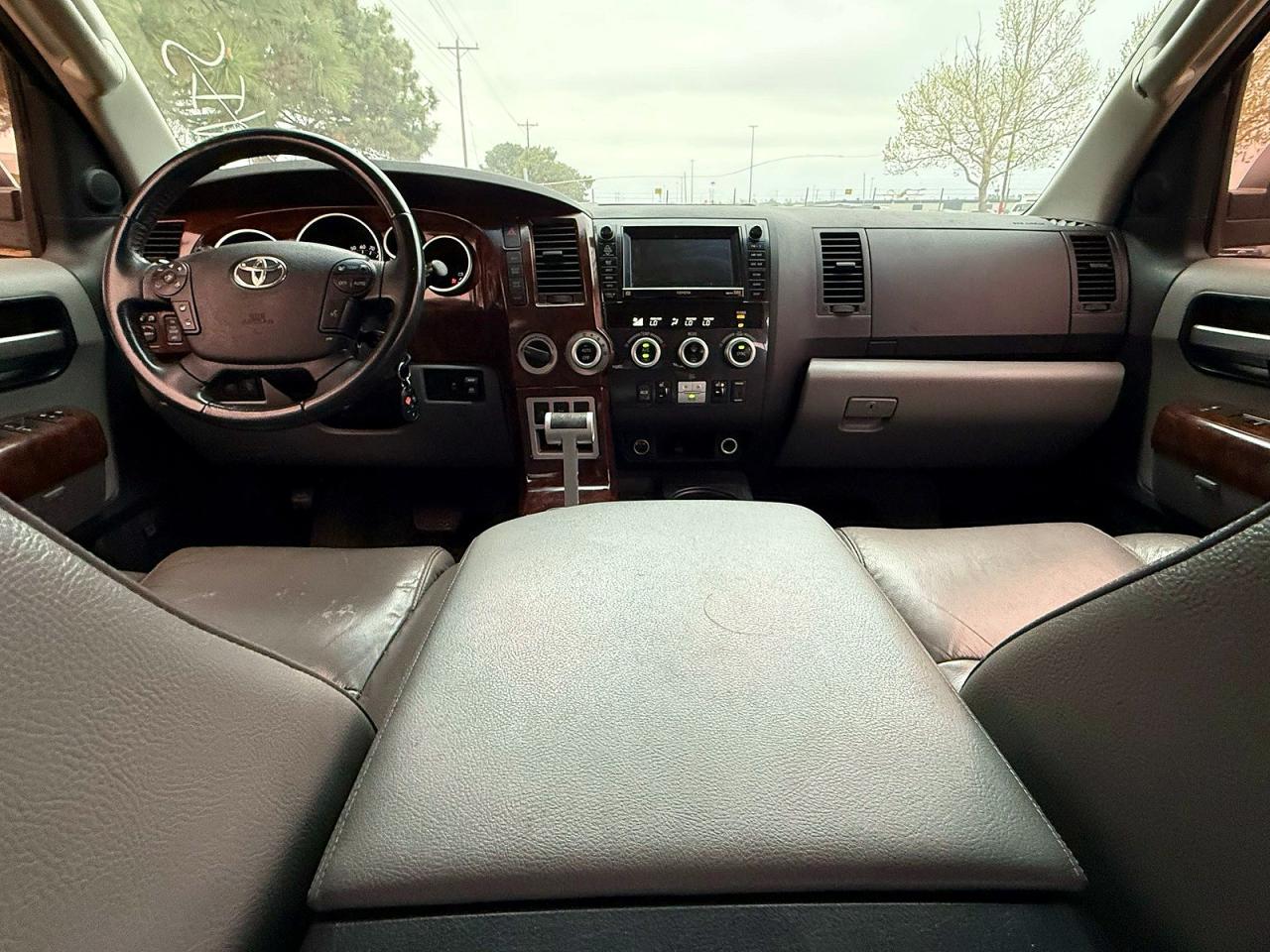 Toyota Sequoia Limited
