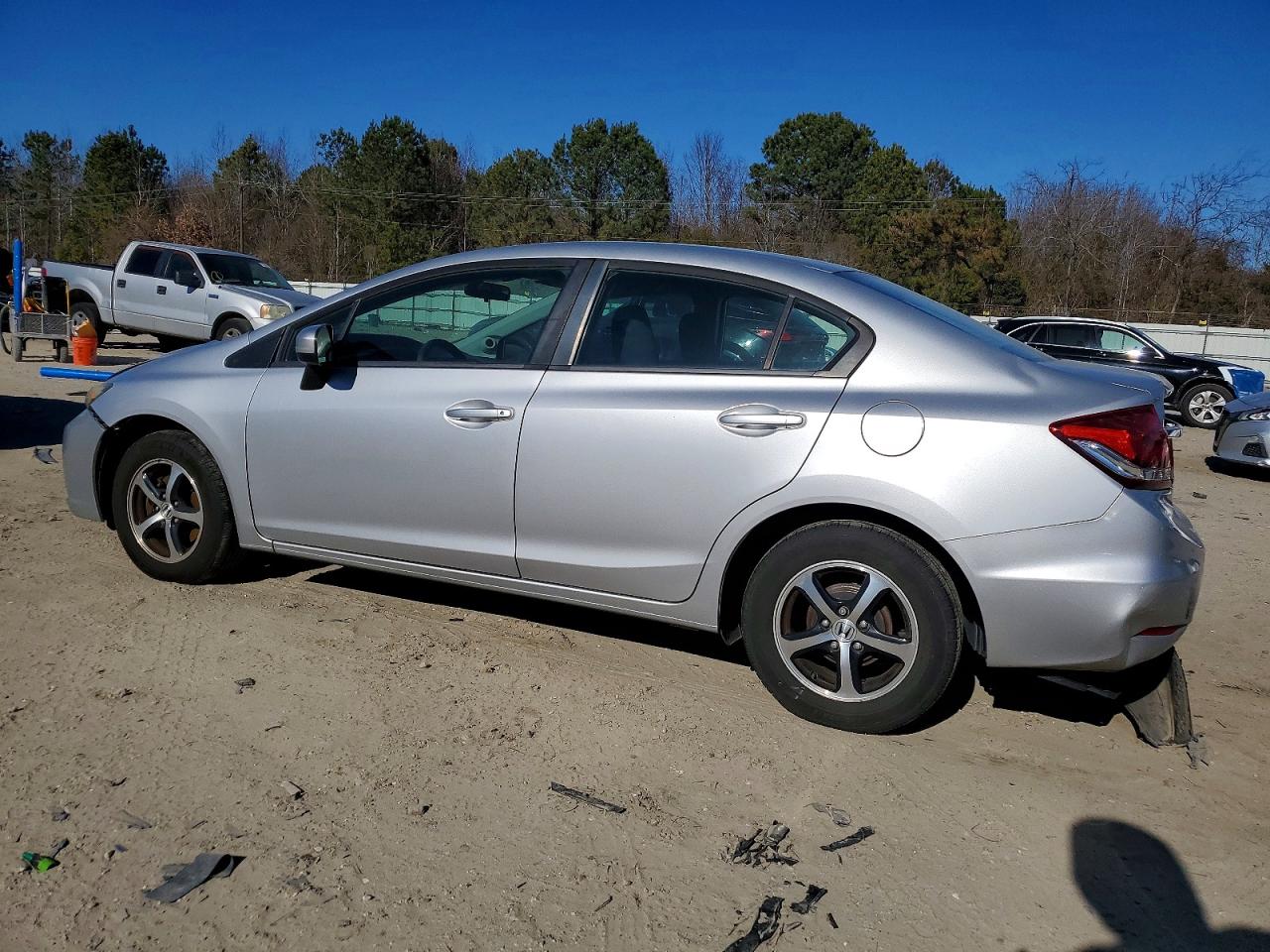 Salvage Honda Civic Image