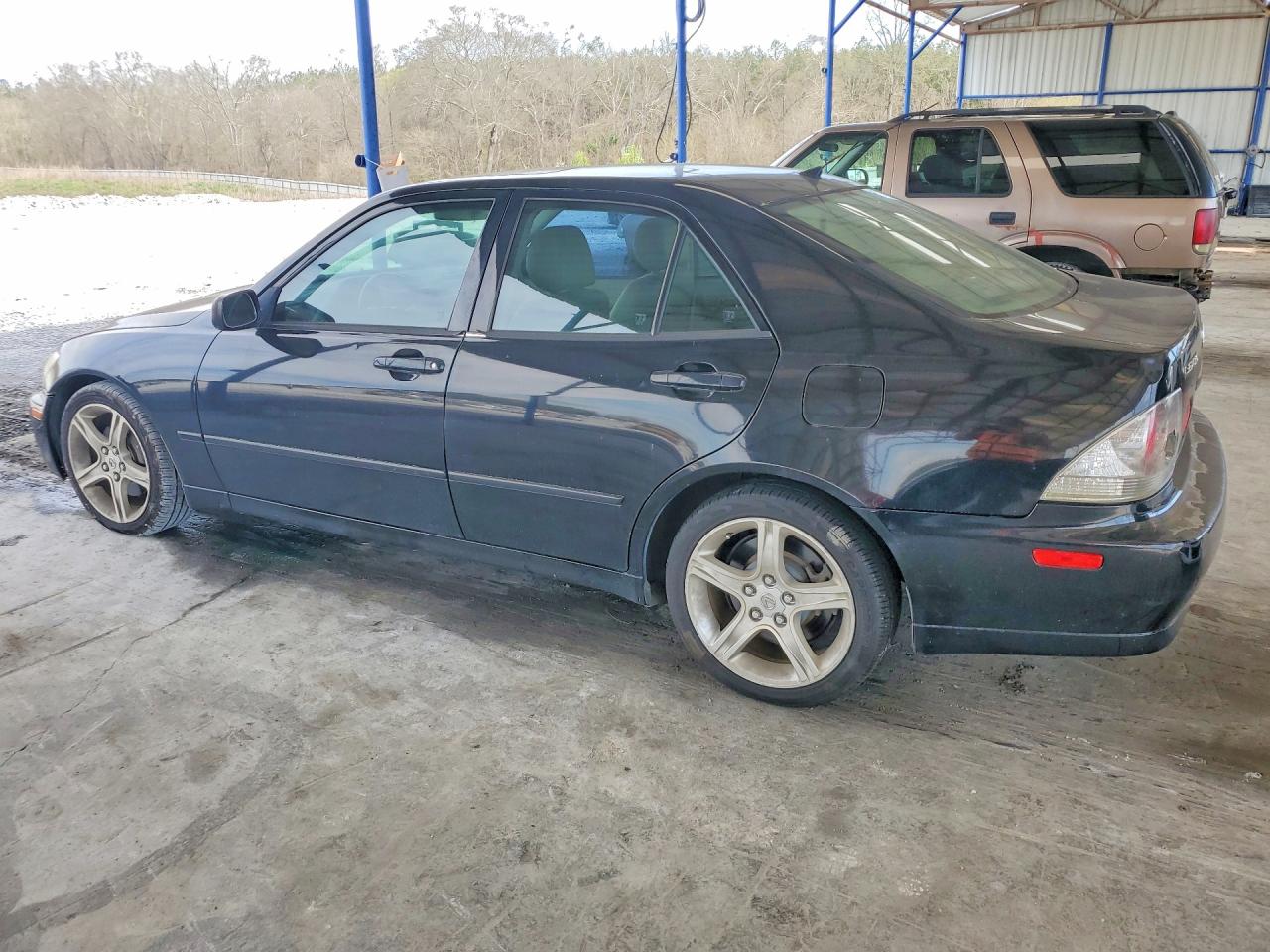Lexus Is Base