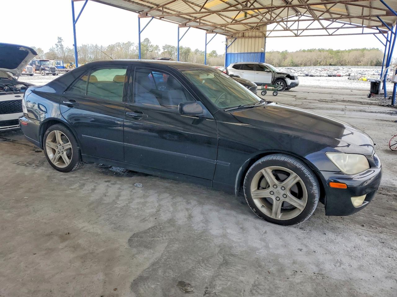Lexus Is Base