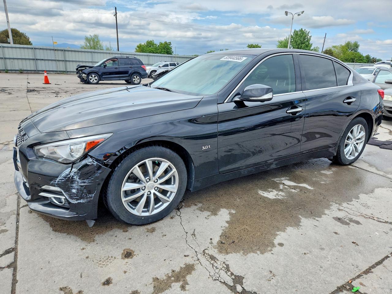 Salvage INFINITI Q50 Image