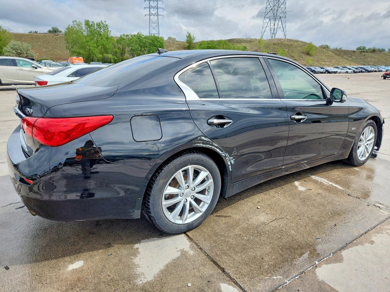 INFINITI Q50 3.0t Premium