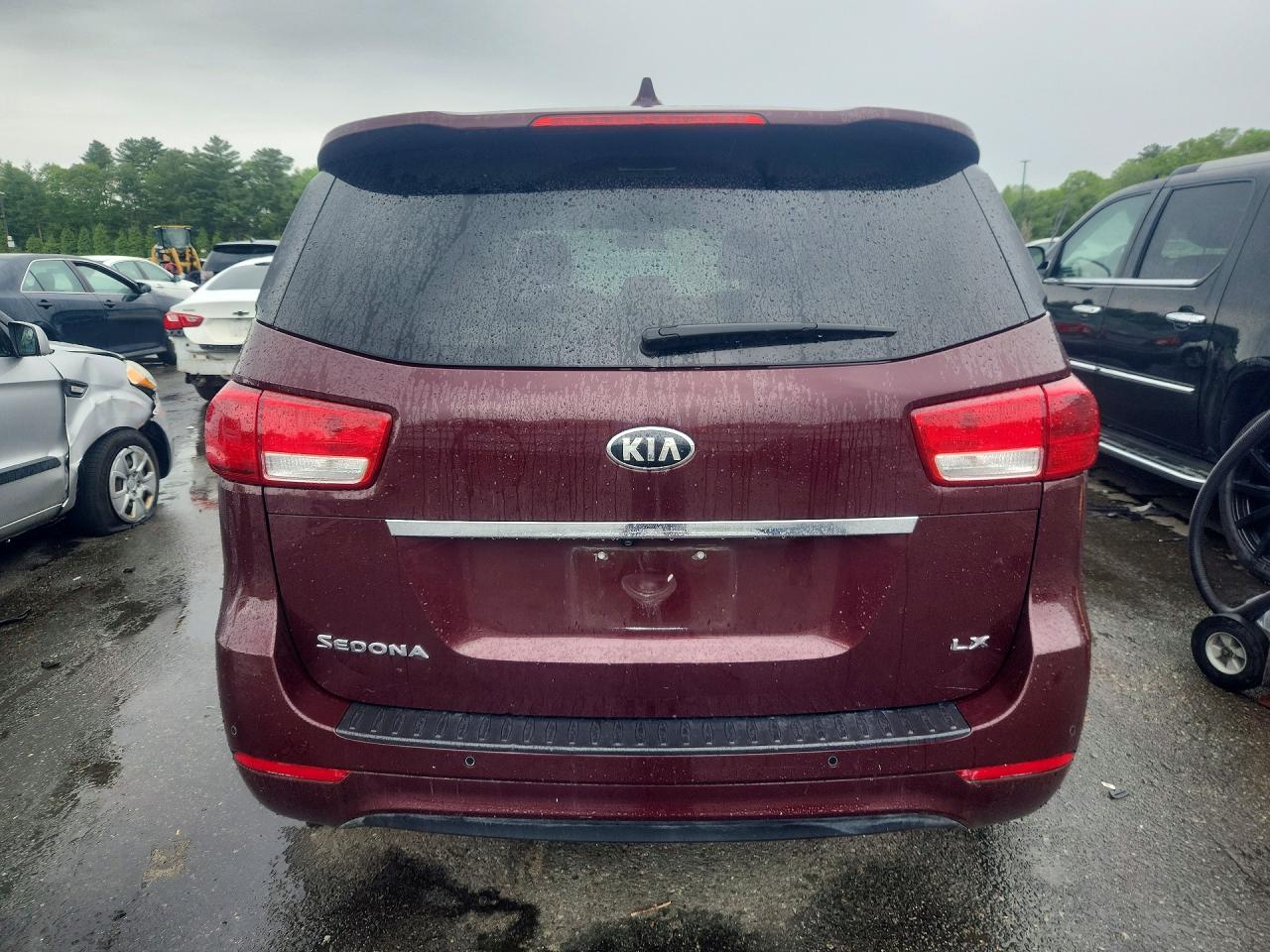 Kia Sedona Lx