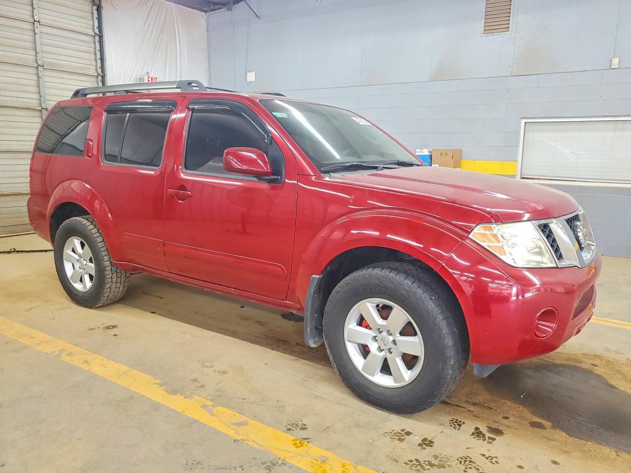 Nissan Pathfinder S