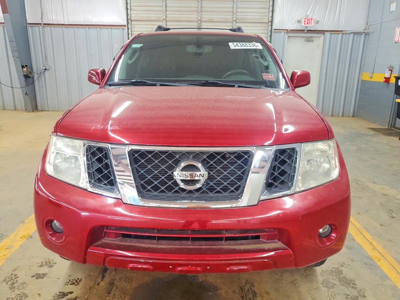 Nissan Pathfinder S