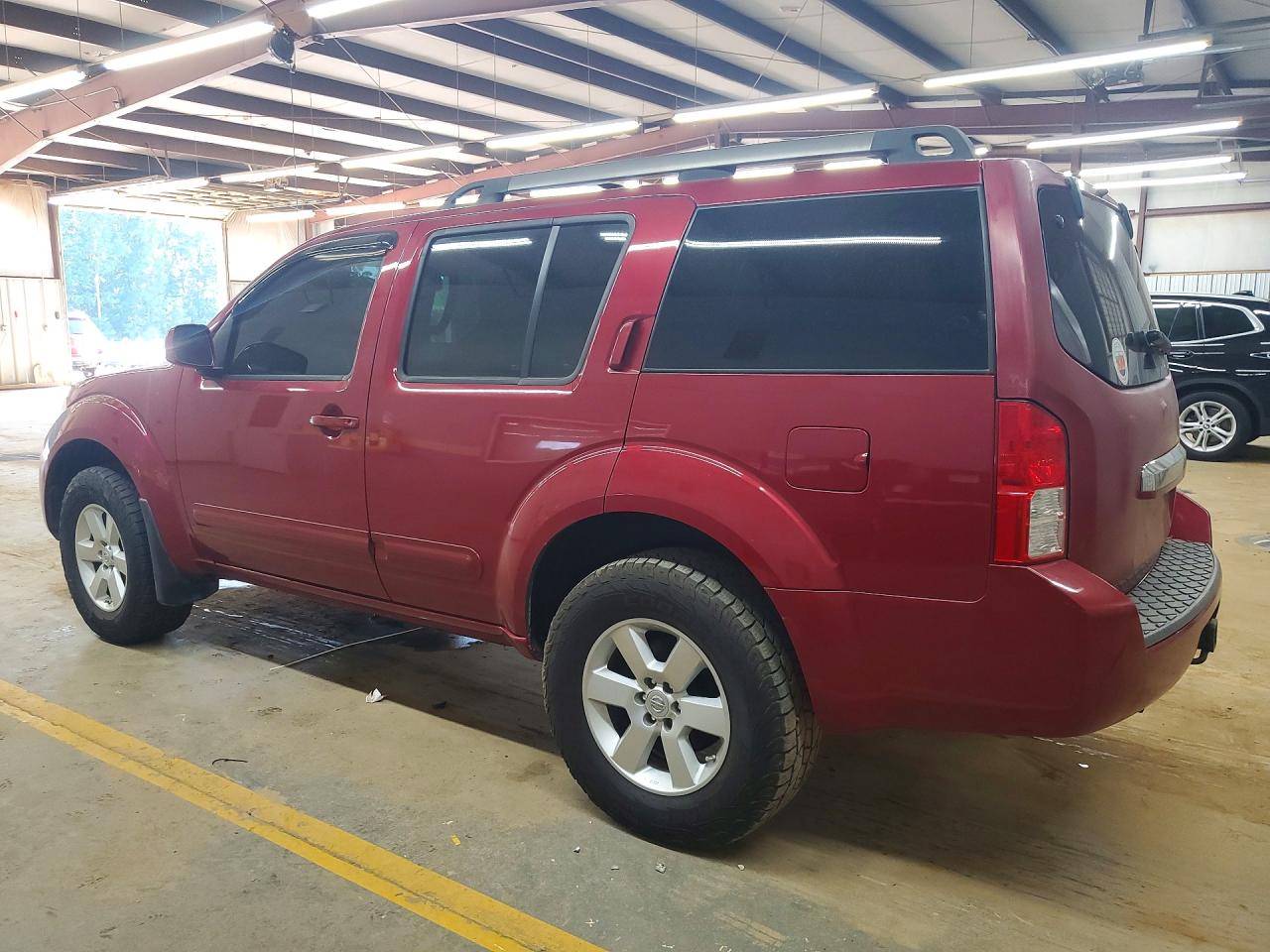 Nissan Pathfinder S