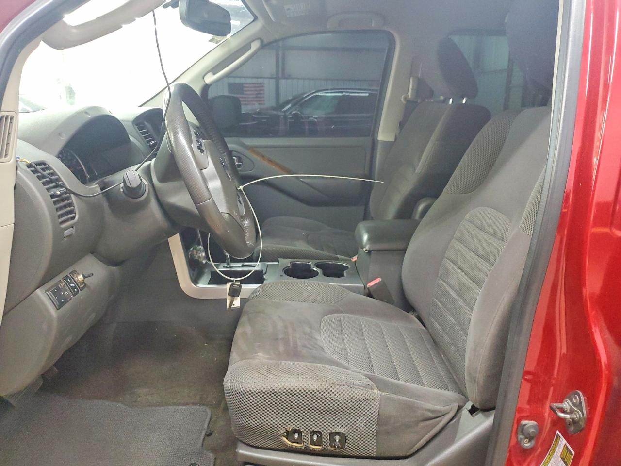 Nissan Pathfinder S