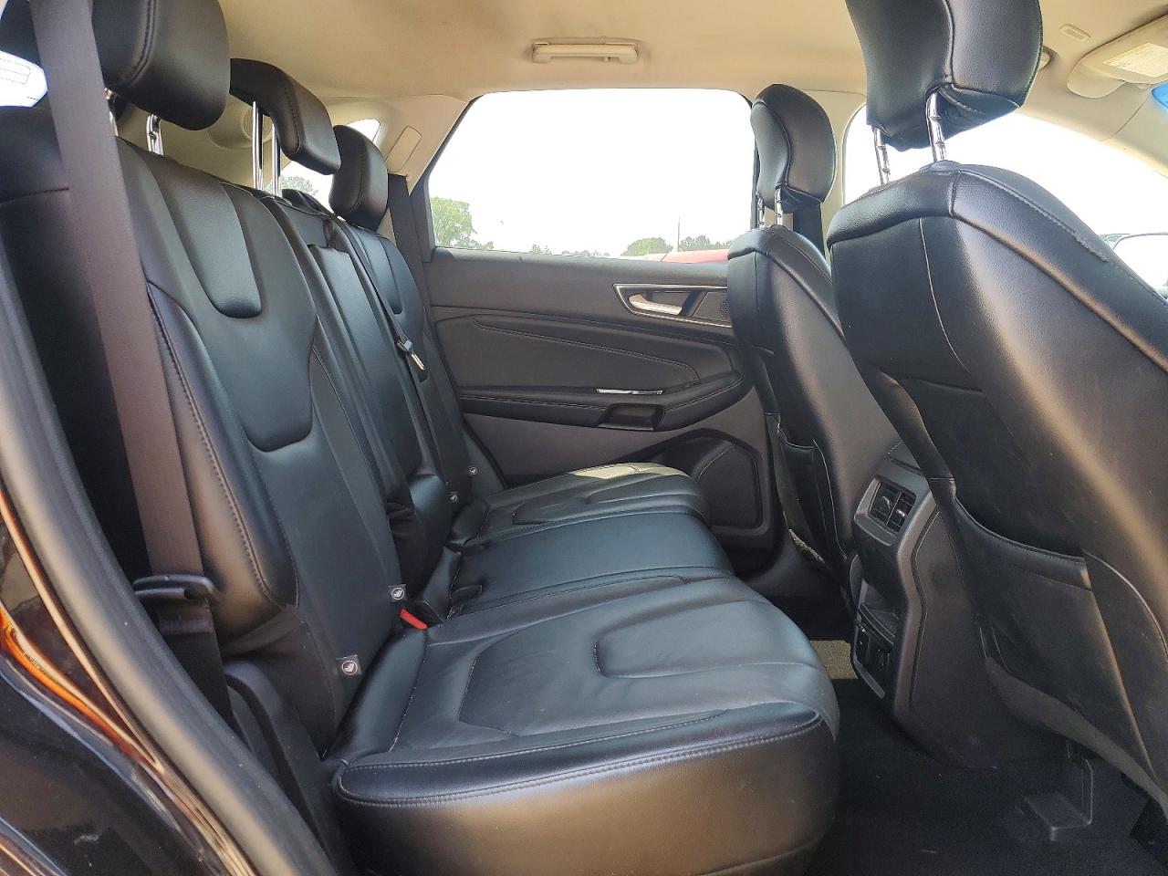 Ford Edge Titanium