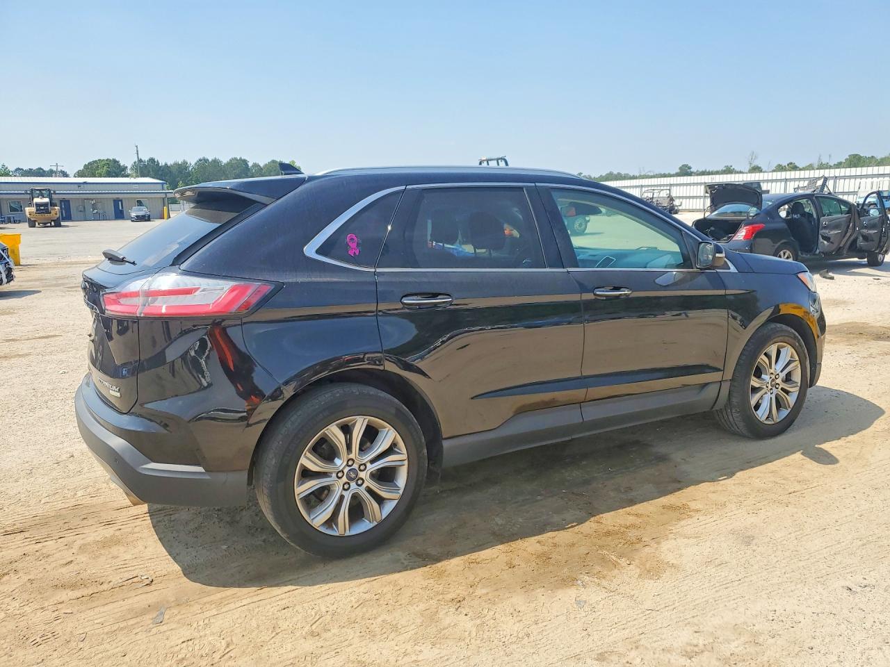 Ford Edge Titanium