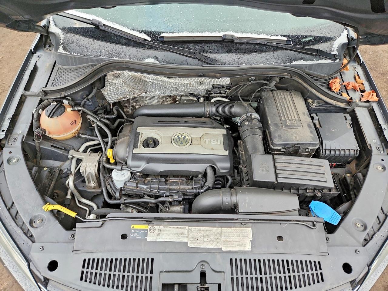 Volkswagen Tiguan S