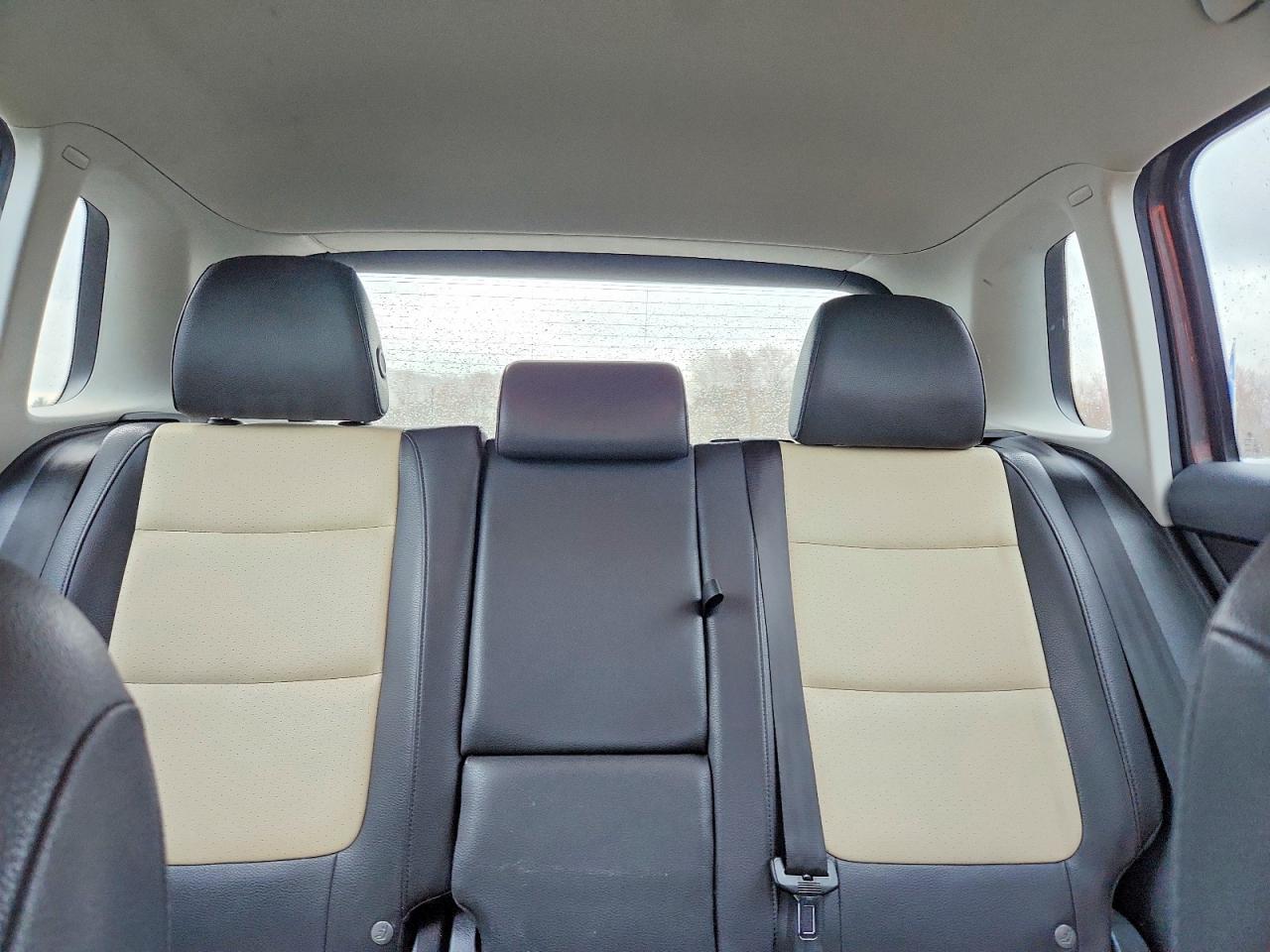 Volkswagen Tiguan S