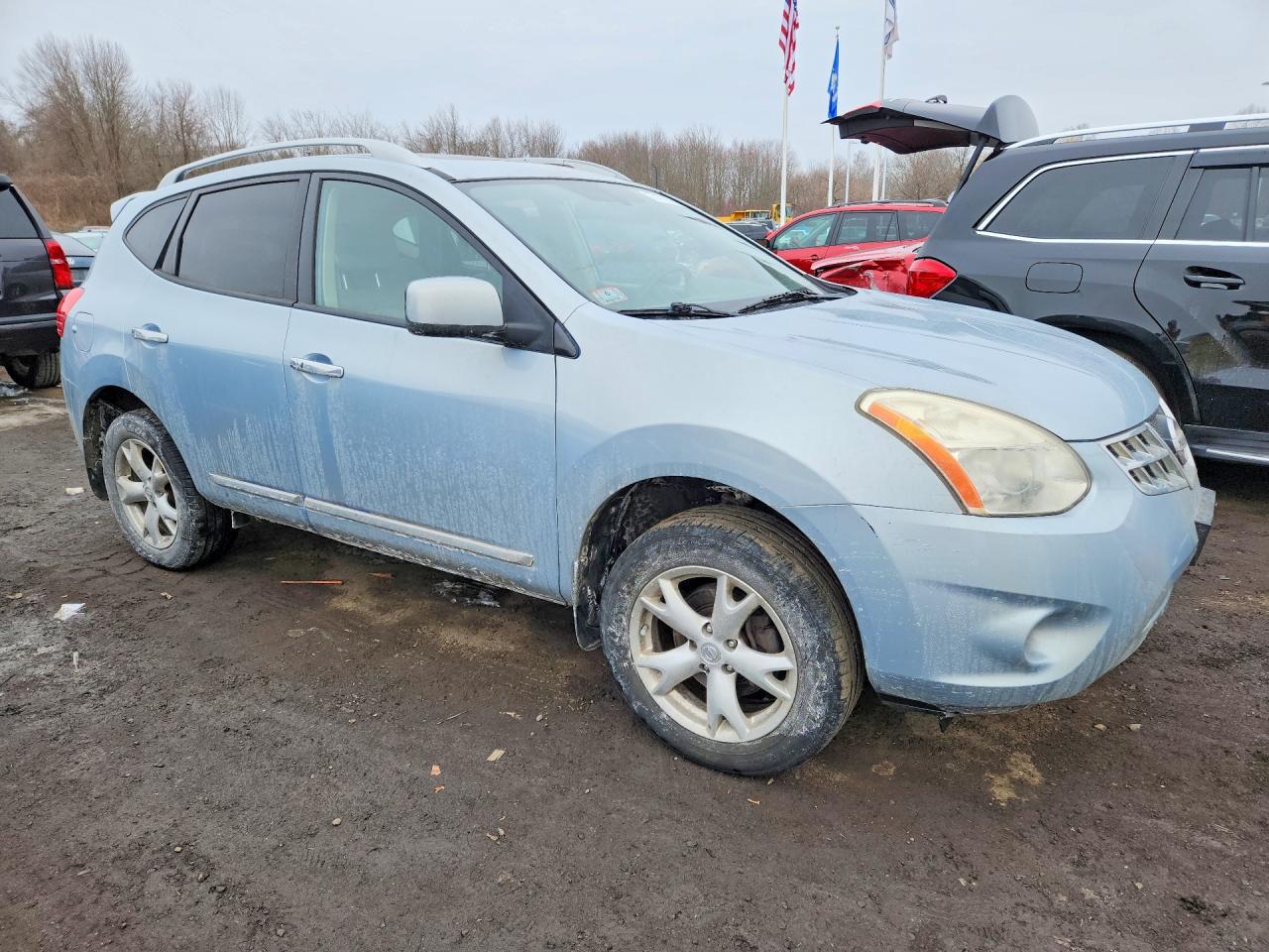 Nissan Rogue S