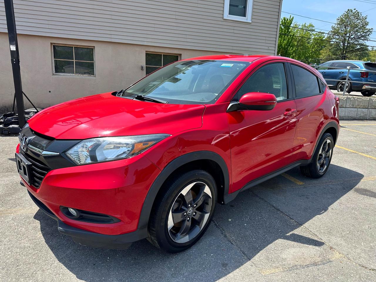 Salvage Honda HR-V Image