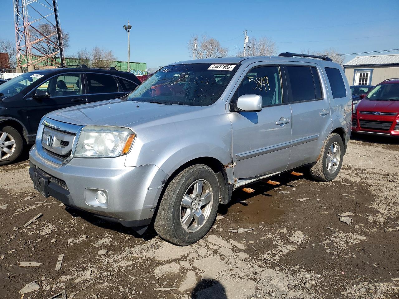 Salvage Honda Pilot Image