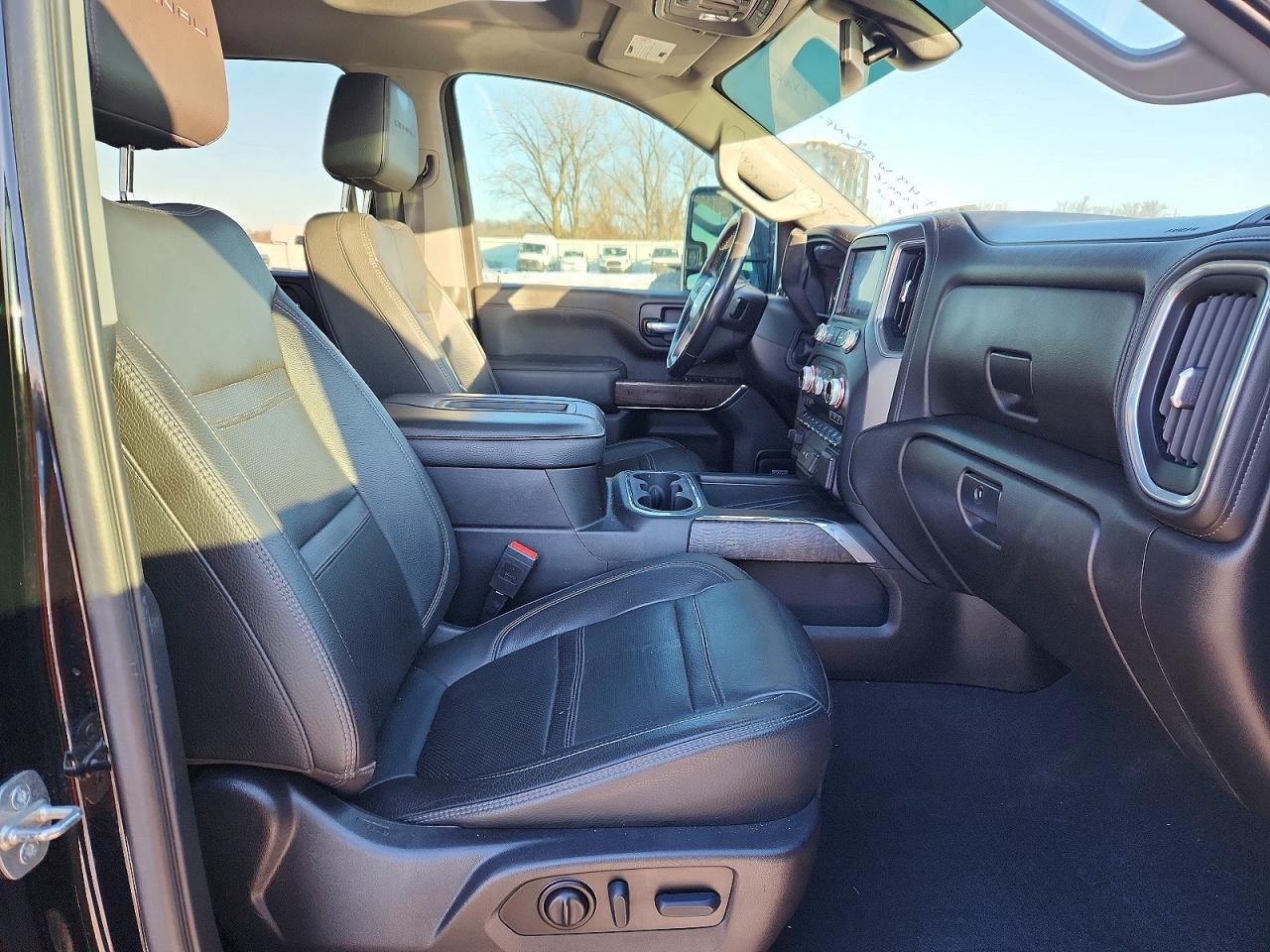 GMC Sierra K3500 Denali