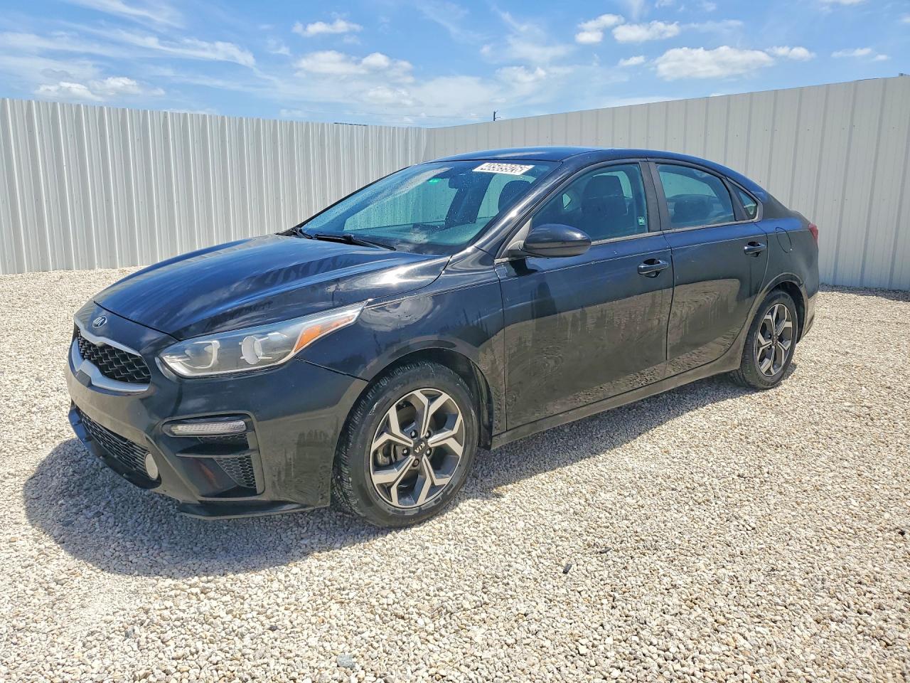 Salvage Kia Forte Image
