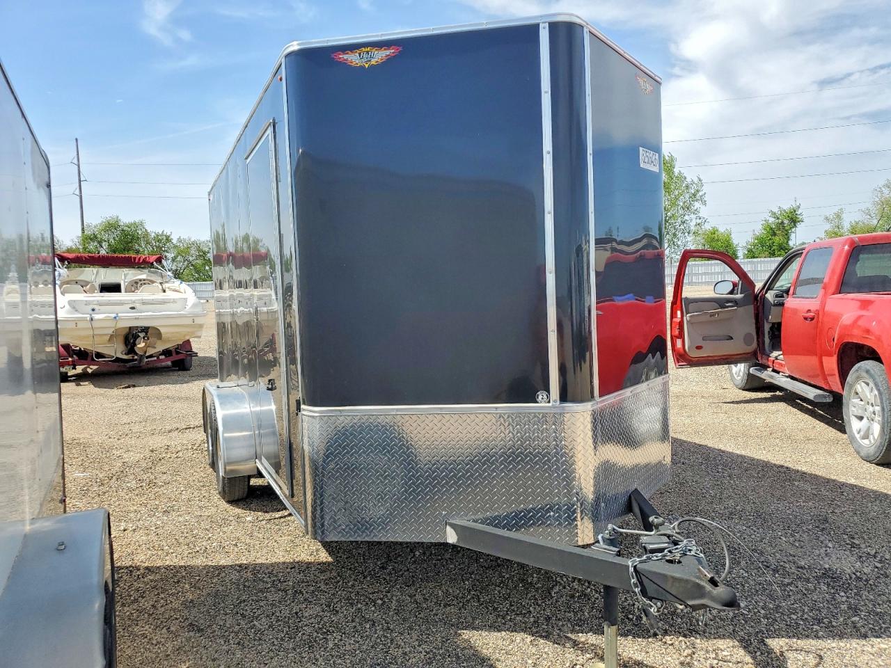Salvage H And H Trailer Image