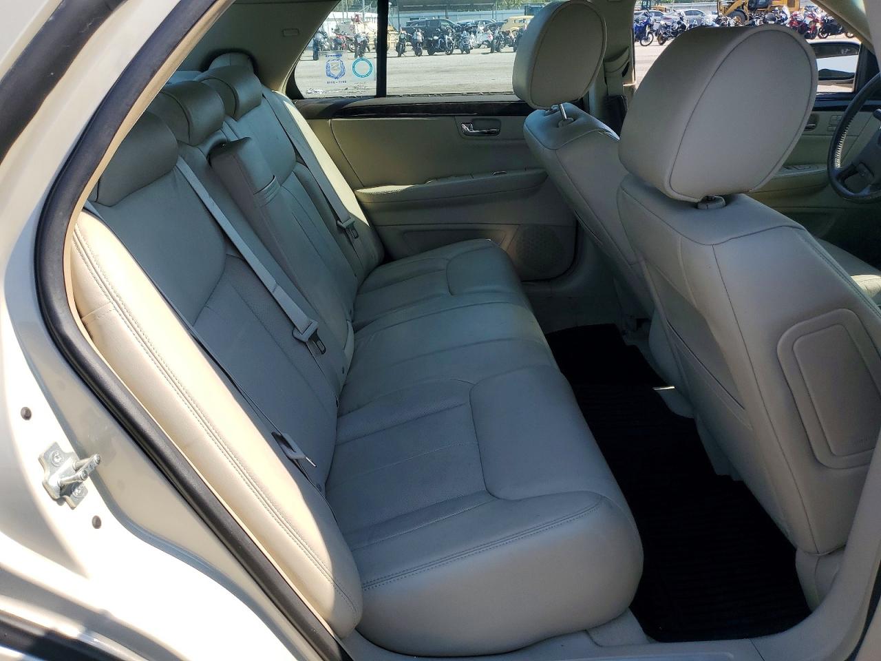 Cadillac DTS