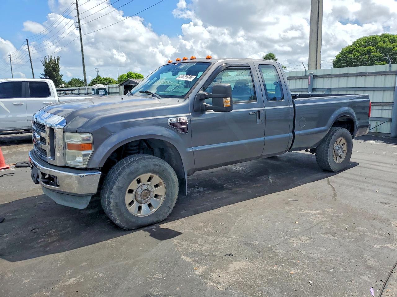 Salvage Ford F-250 Image
