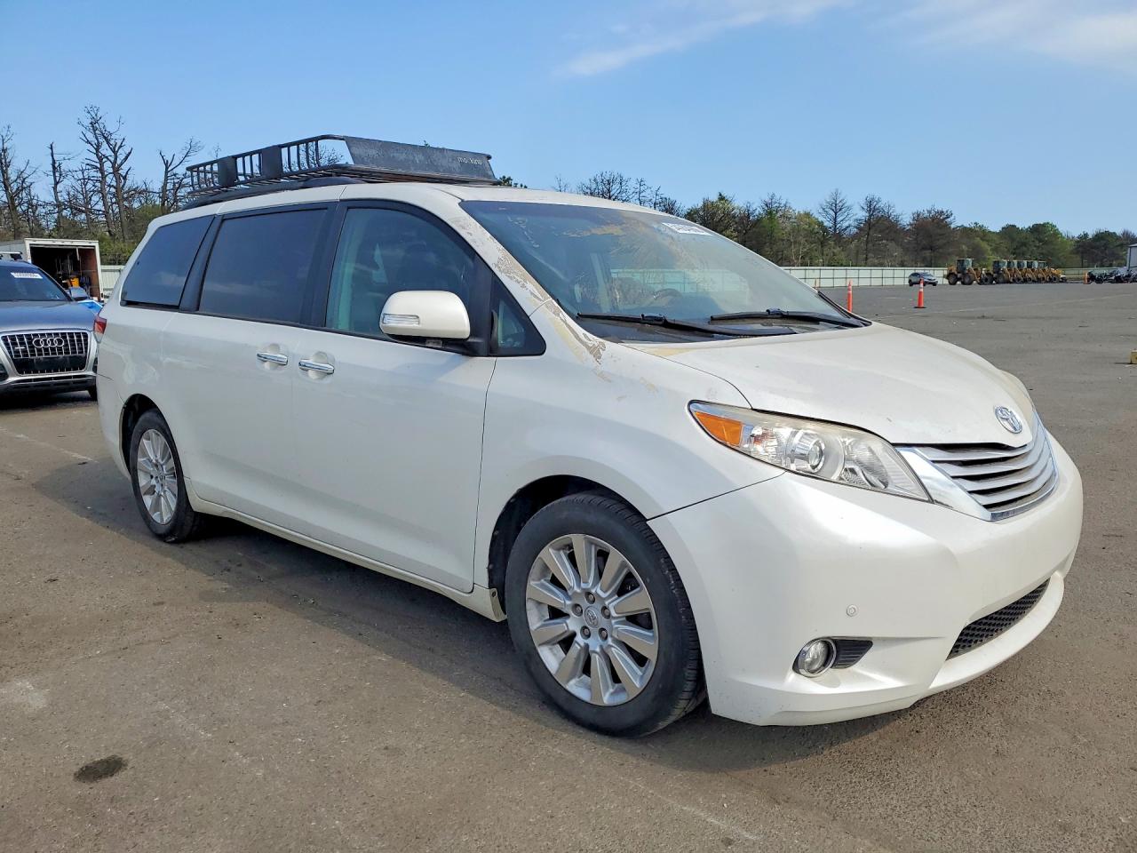 Toyota Sienna Limited 7-passenger