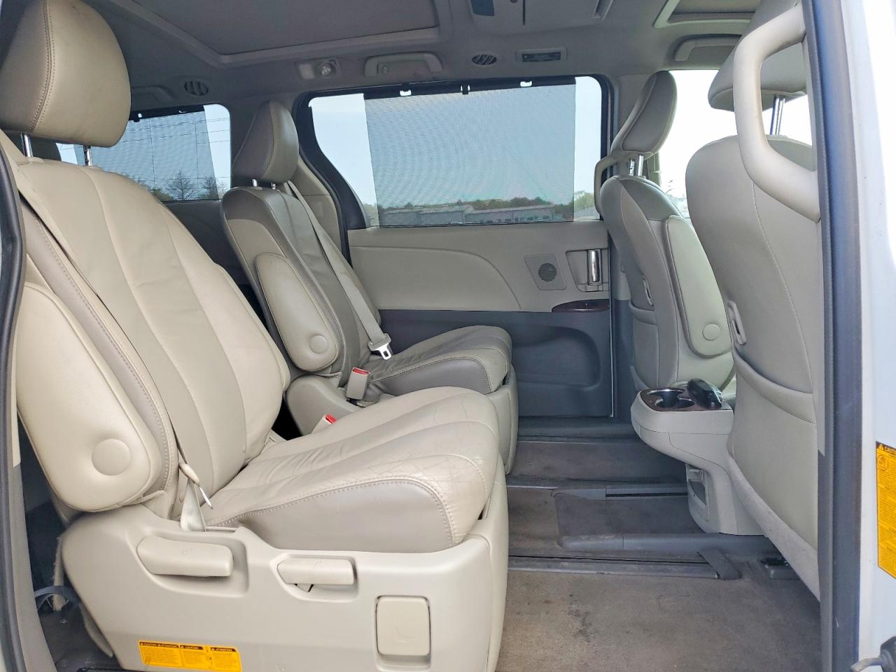 Toyota Sienna Limited 7-passenger