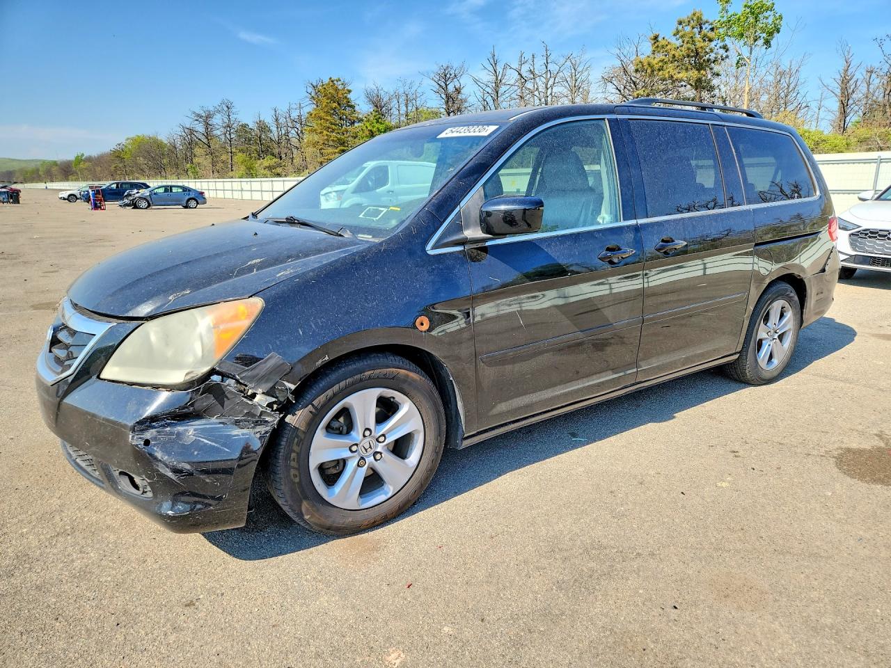 Salvage Honda Odyssey Image