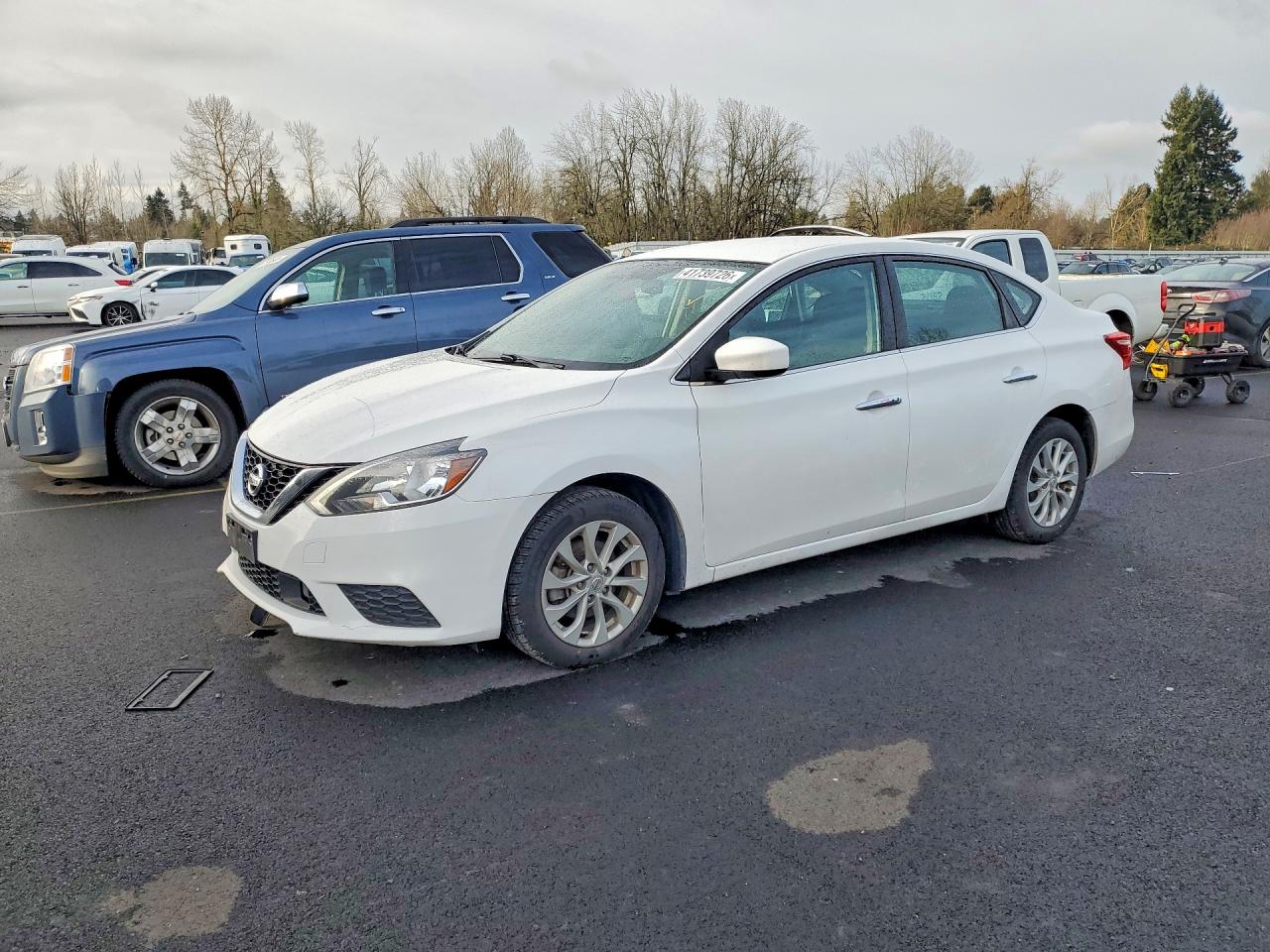 Salvage Nissan Sentra Image