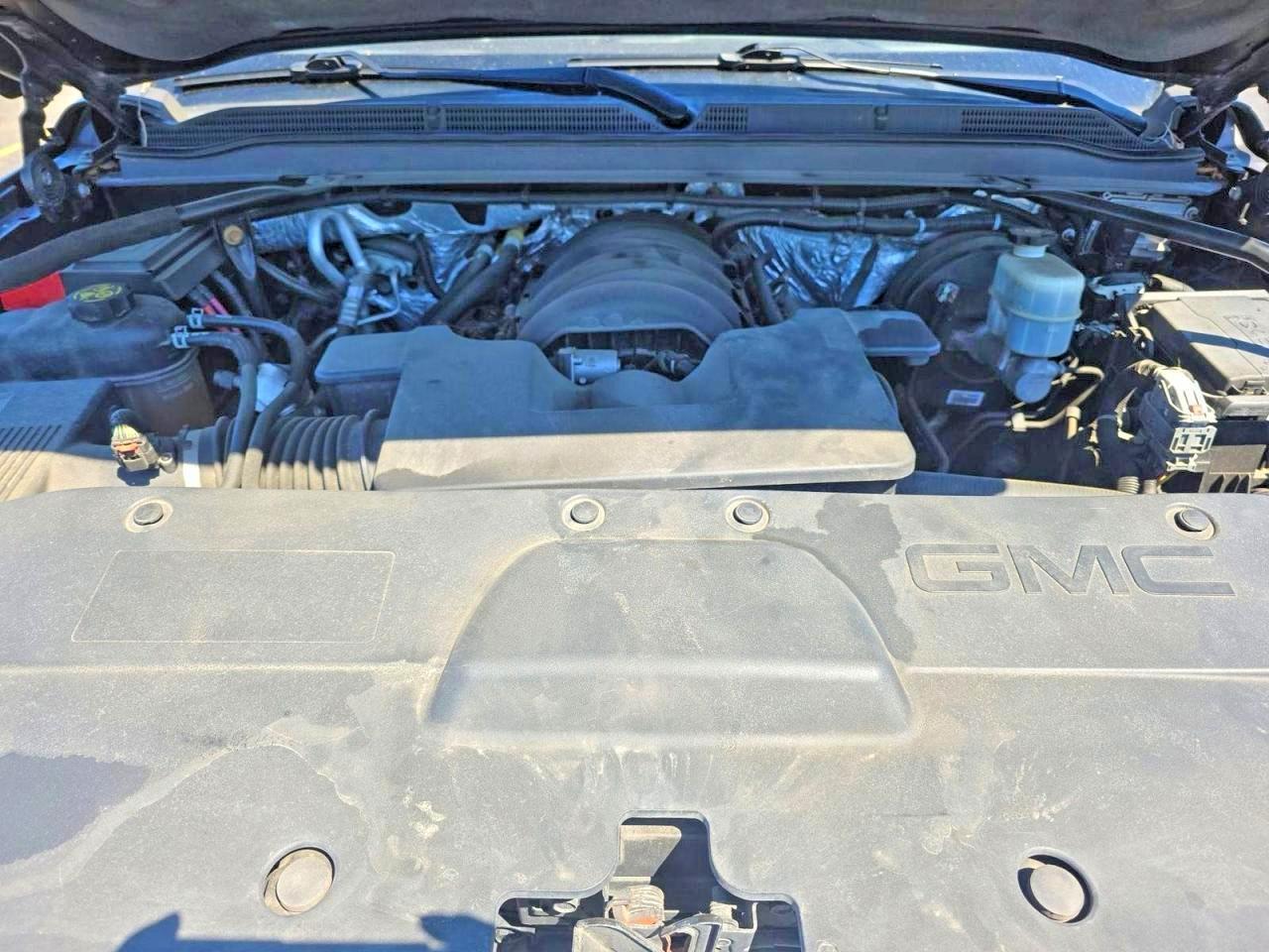 GMC Yukon Denali