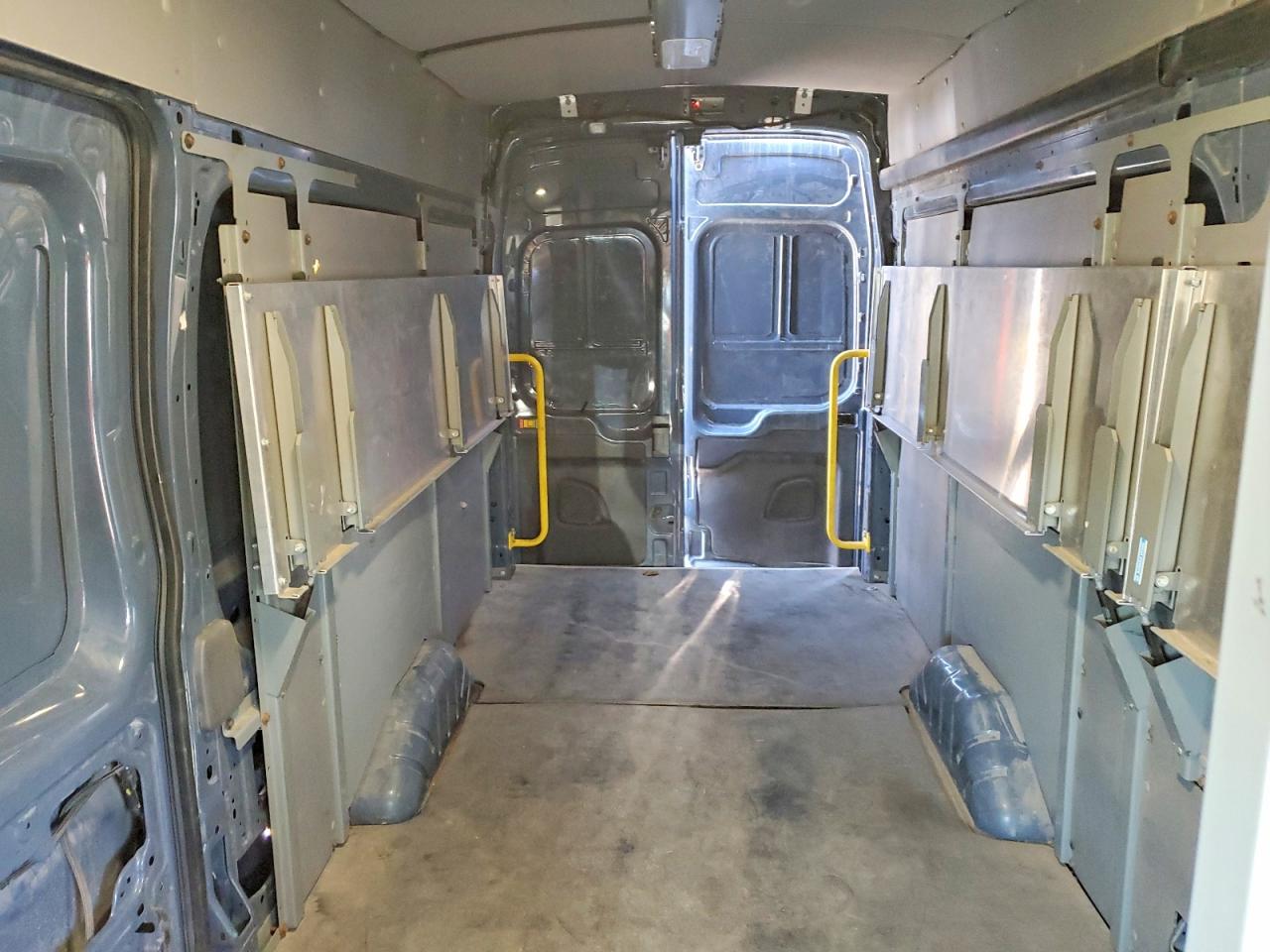 Ford Transit T-250