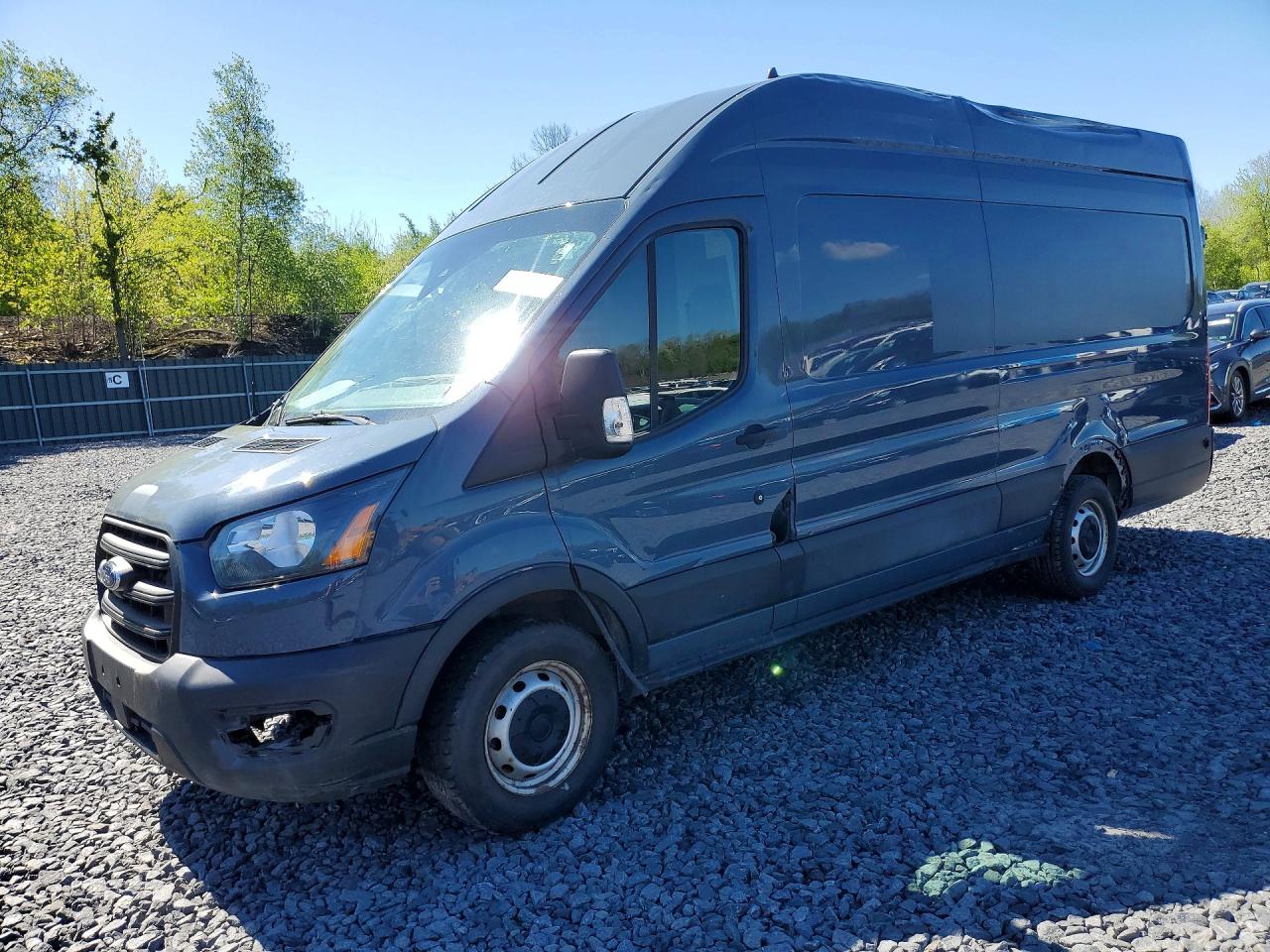 Salvage Ford Transit Image