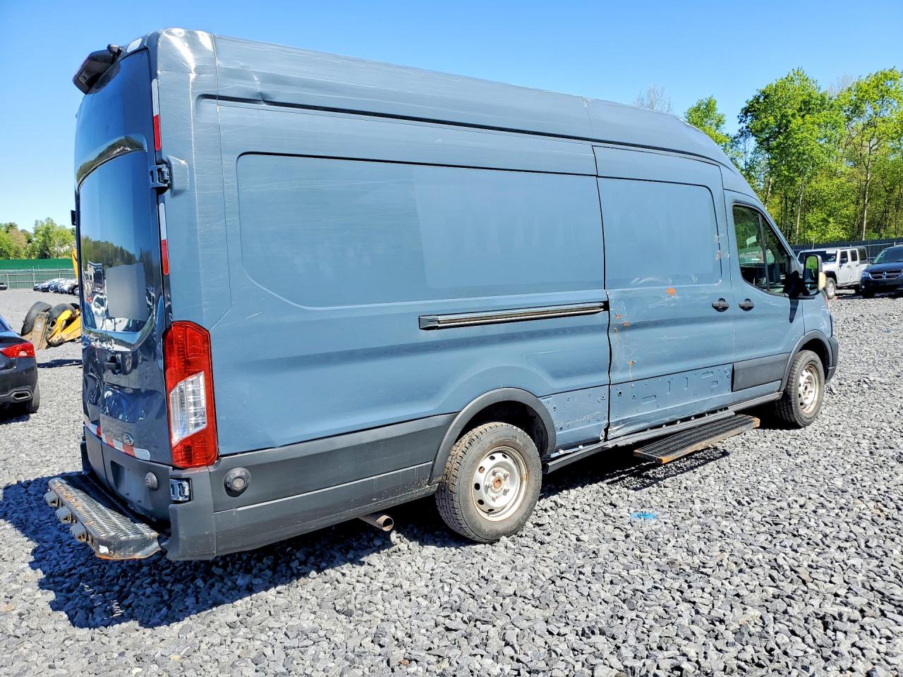 Ford Transit T-250