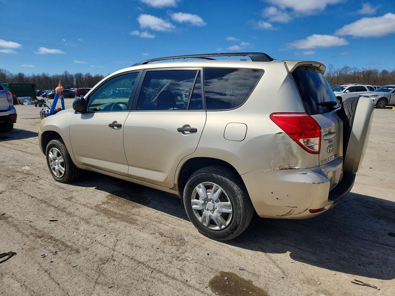 Toyota RAV4 Base
