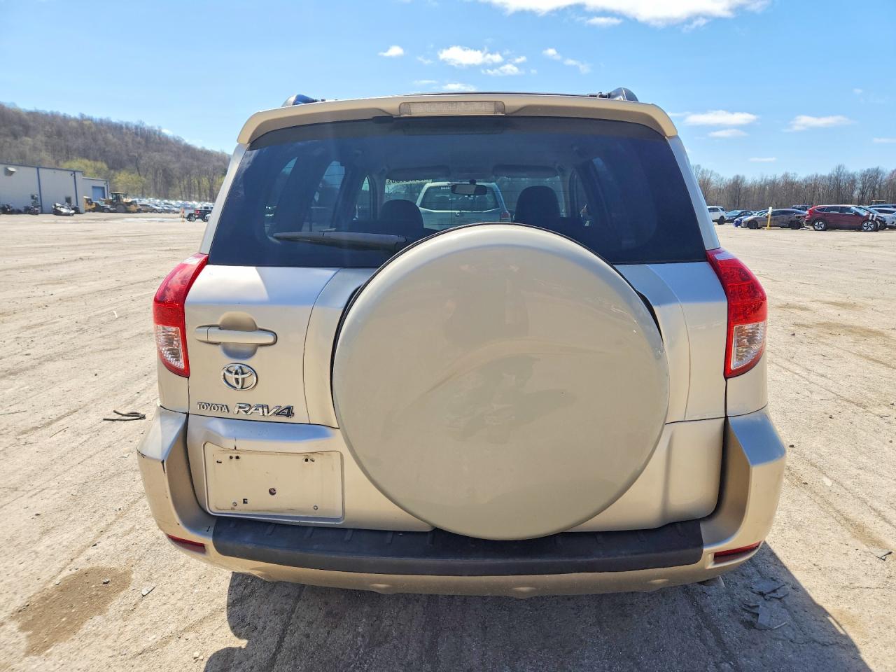 Toyota RAV4 Base
