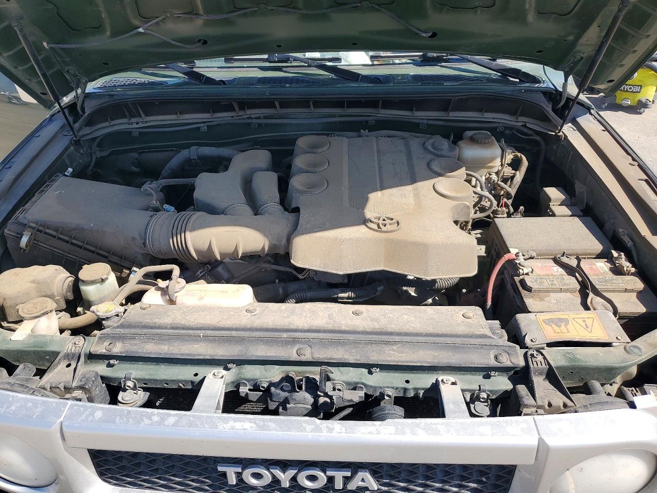 Toyota FJ Cruiser Base