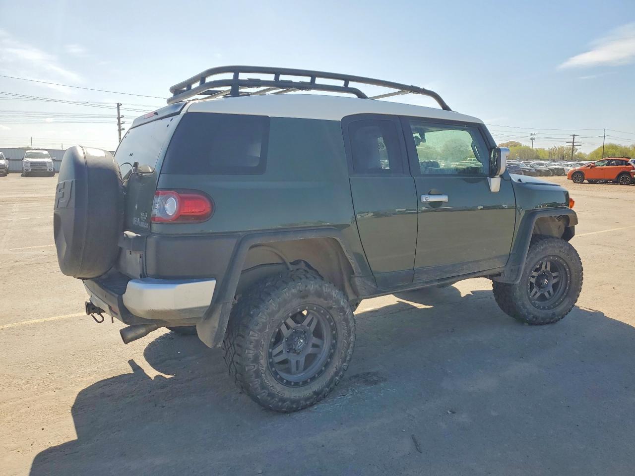Toyota FJ Cruiser Base