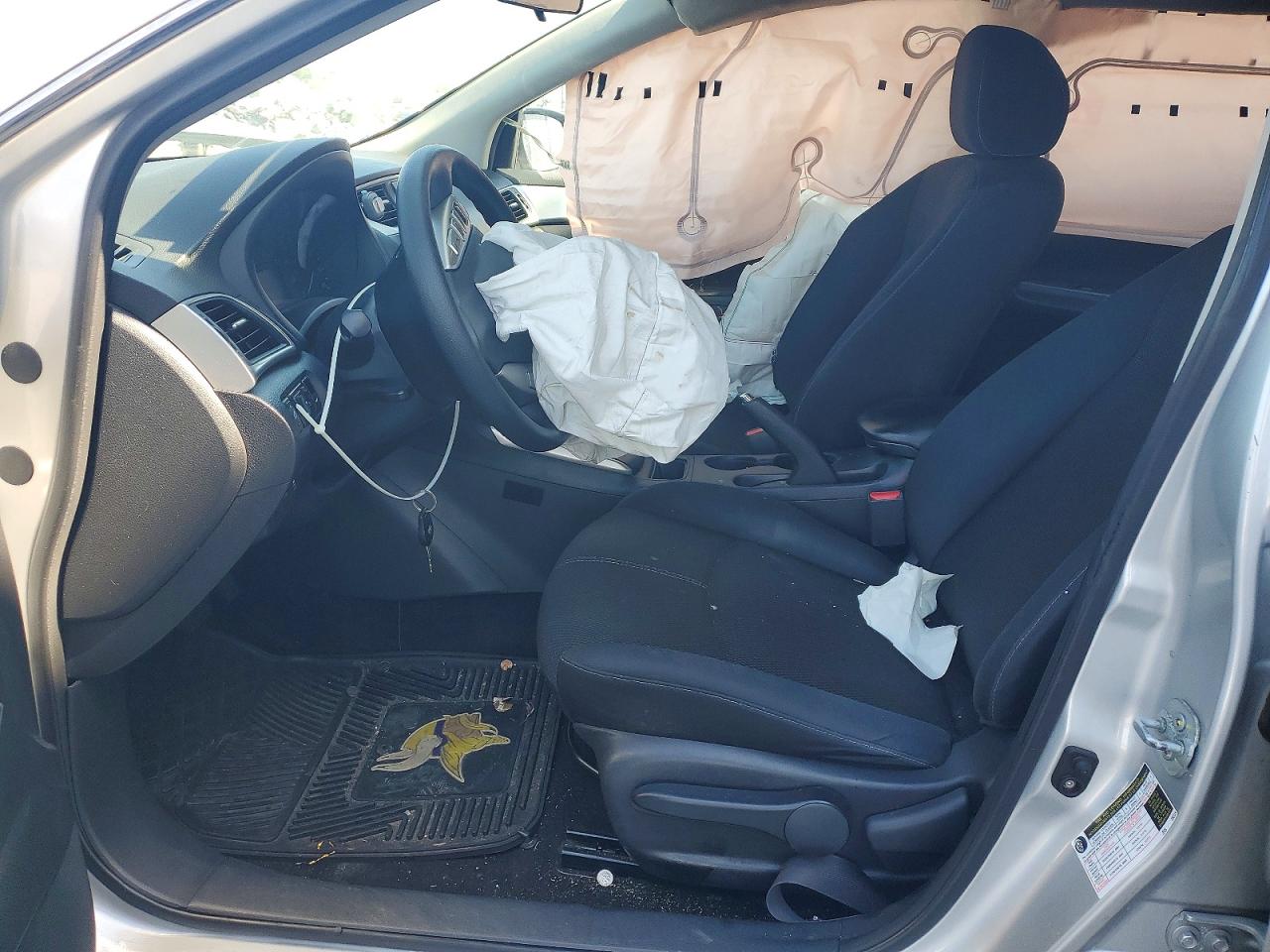 Nissan Sentra S