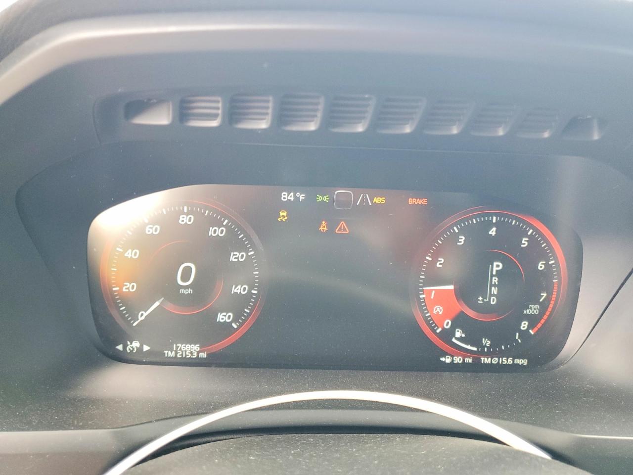 Volvo XC90 T5