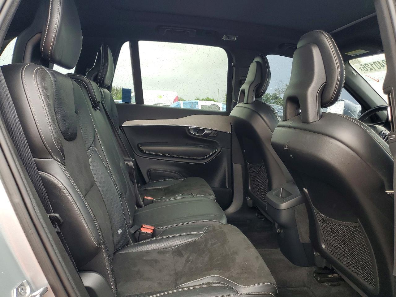 Volvo XC90 T5