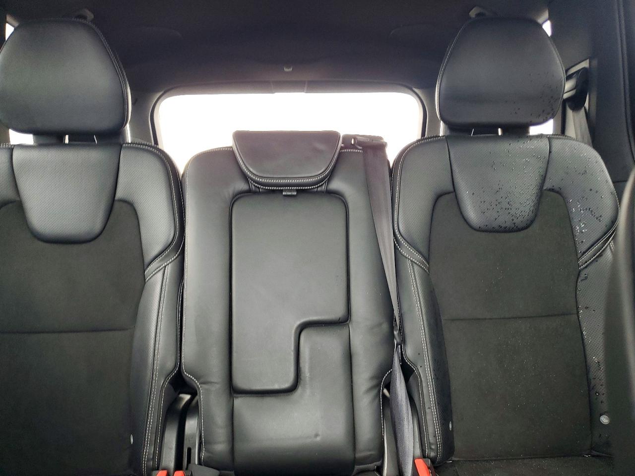 Volvo XC90 T5