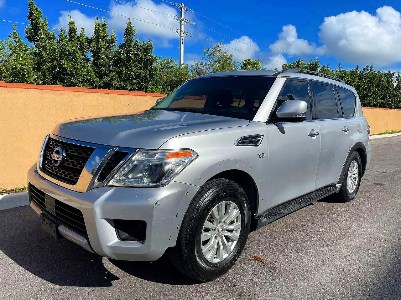 Nissan Armada Sv