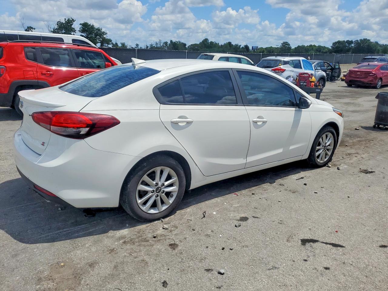 Kia Forte S