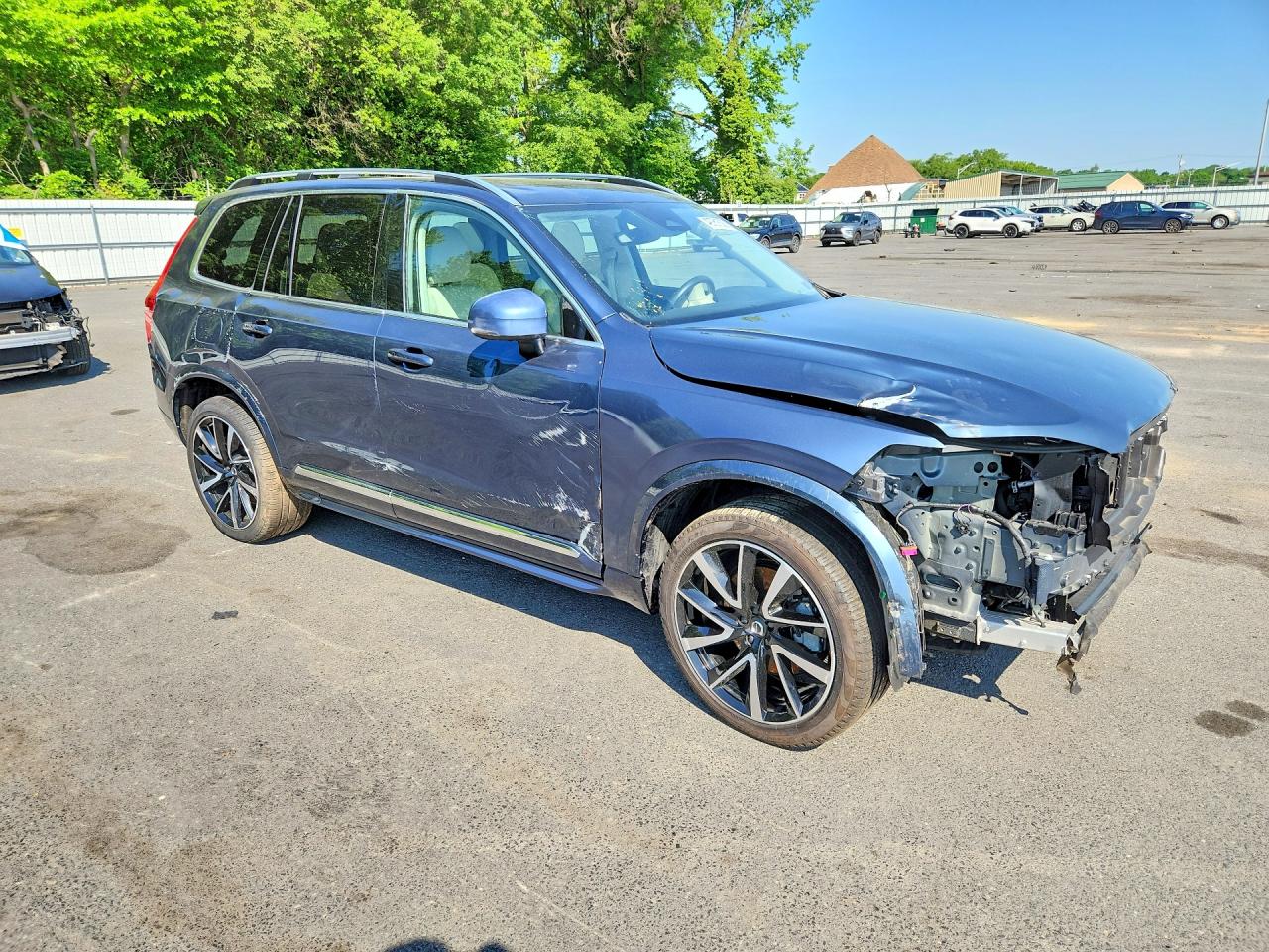 Volvo XC90 Plus