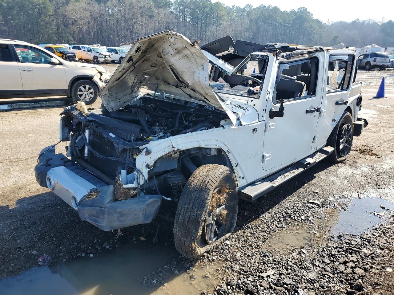Salvage Jeep Wrangler Image