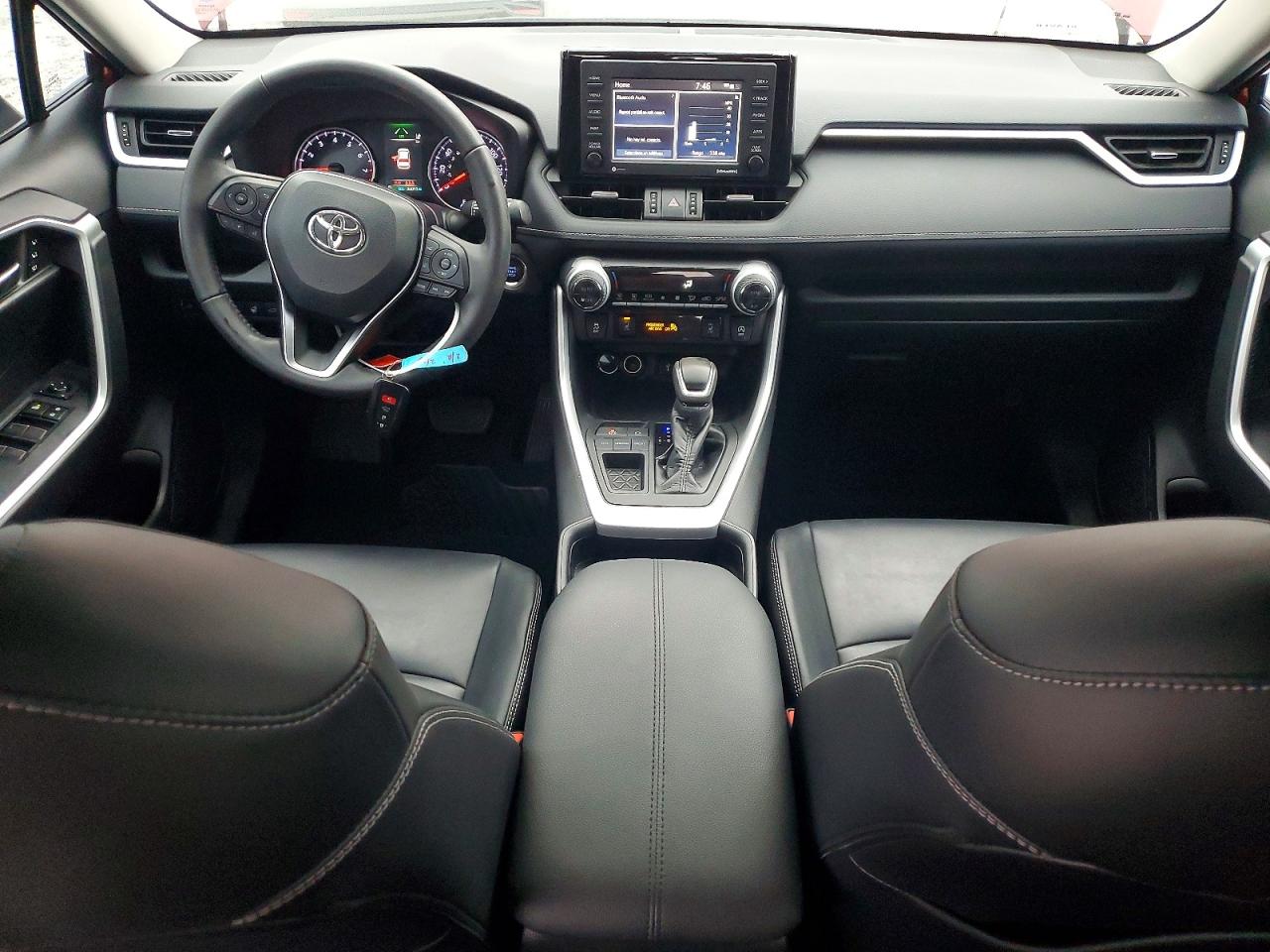 Toyota RAV4 Xle Premium