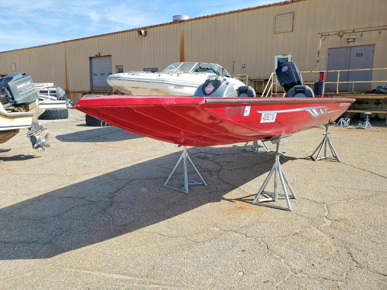 Crestliner Boat