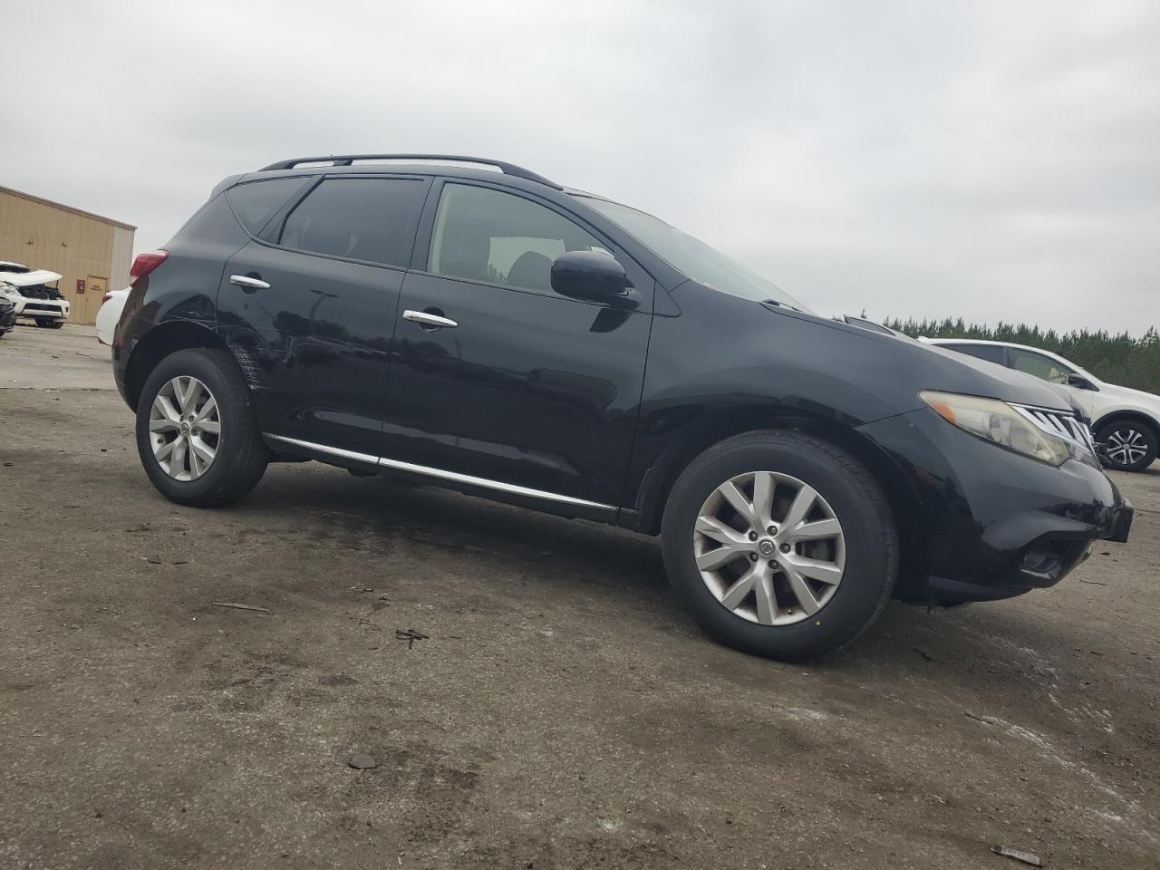 Nissan Murano S