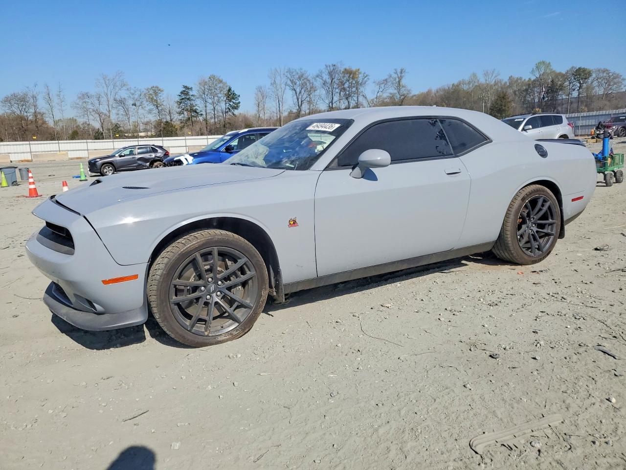 Salvage Dodge Challenger Image
