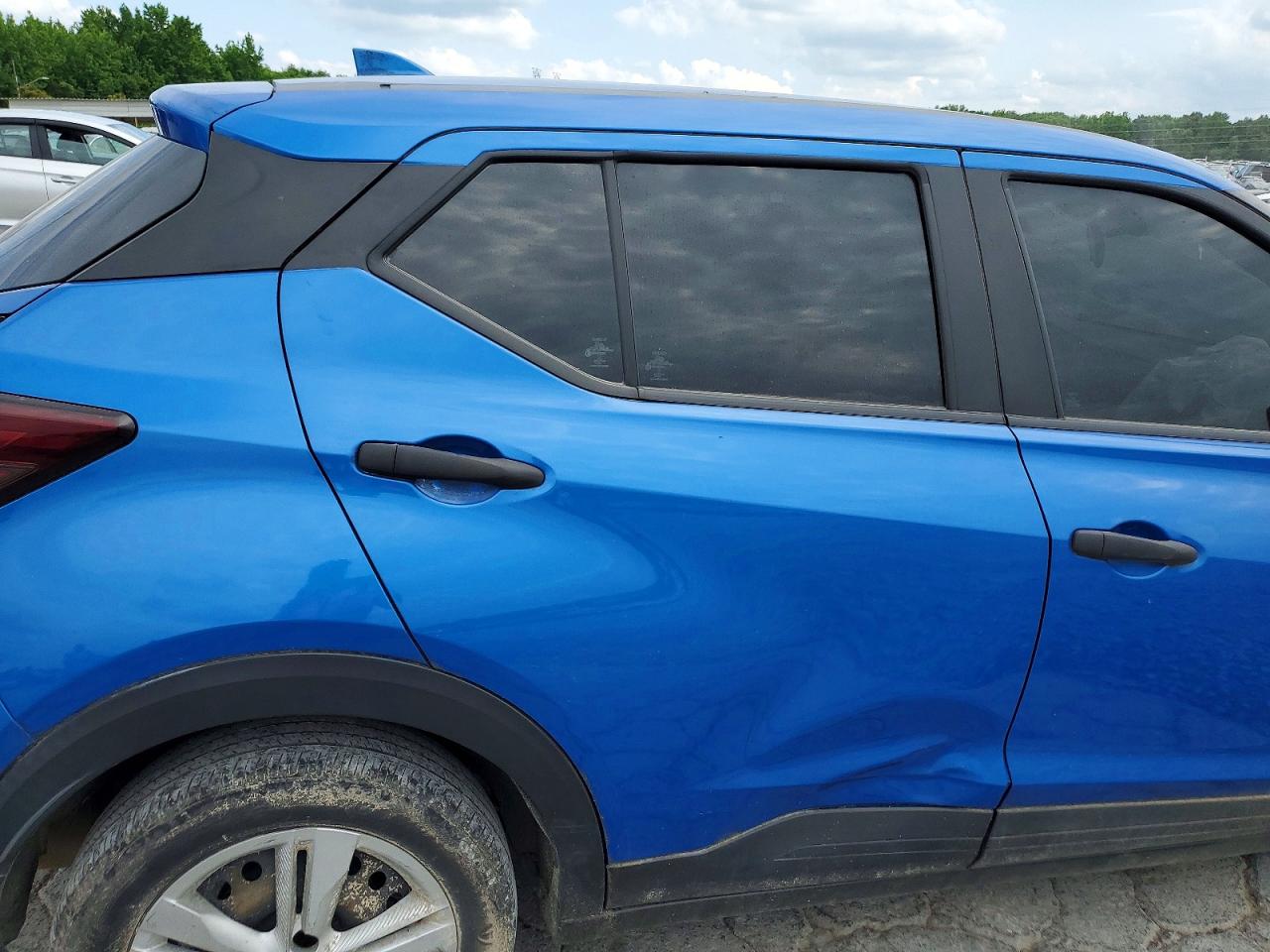 Nissan Kicks S