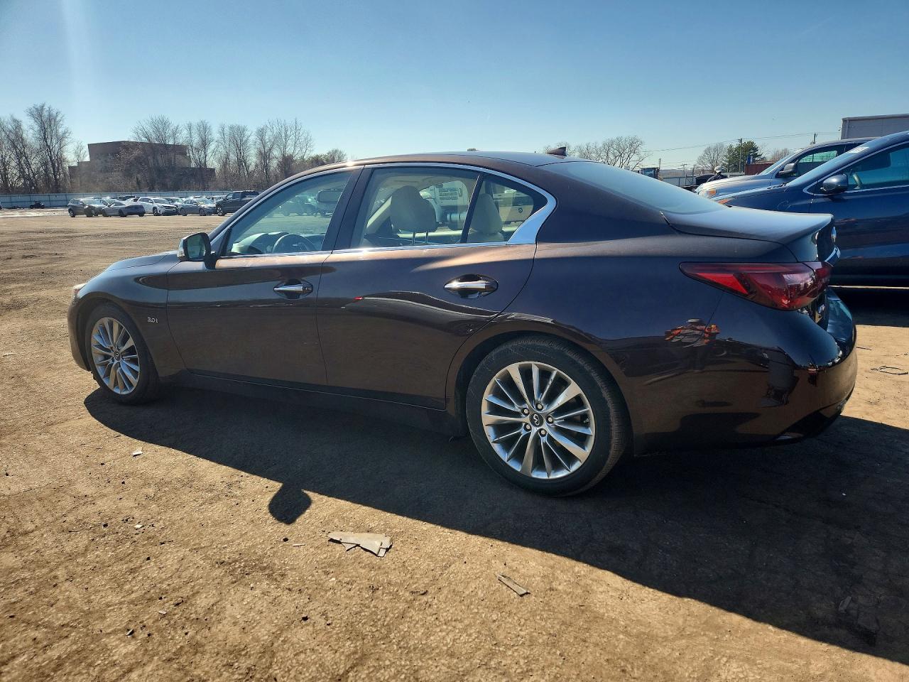 INFINITI Q50 3.0t L 3.0t Luxe