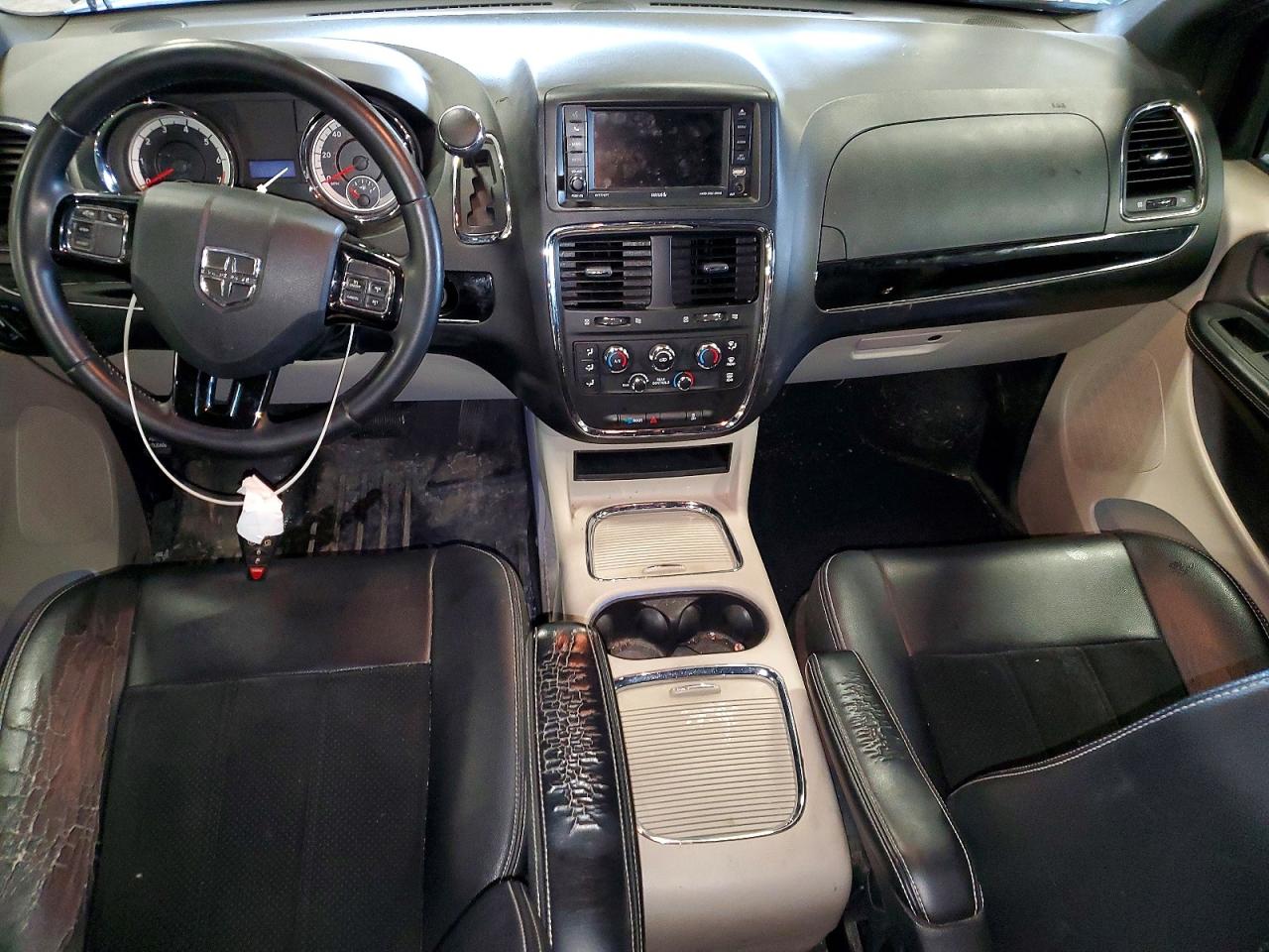 Dodge Caravan Sxt